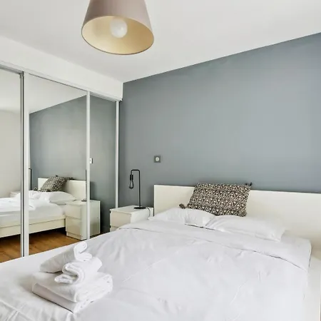 Bnbnook - Bright 2br Near Louvre & Pompidou 아파트
